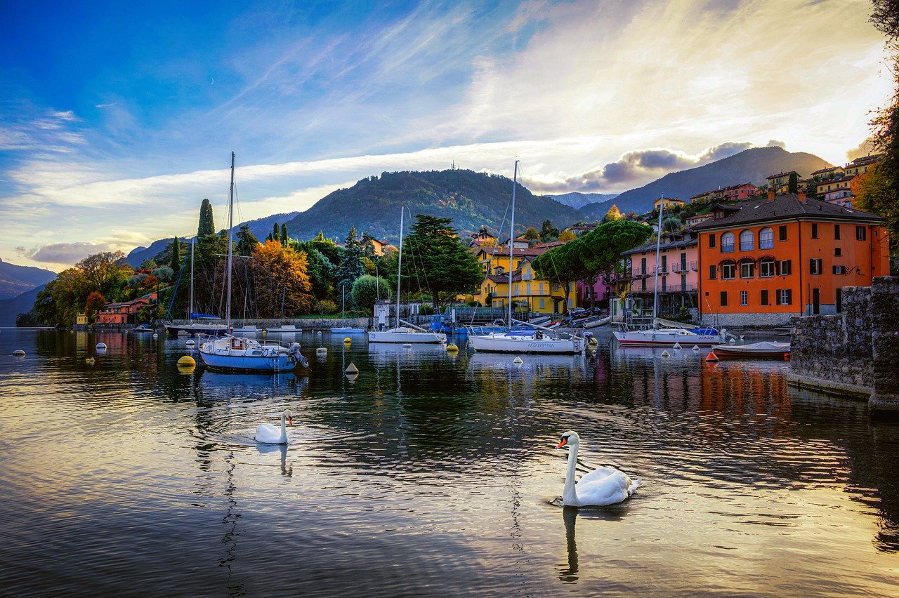 Miglior tipo di barca per fare un tour sul lago di Como